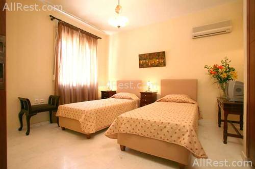 Nimfes Villas 2